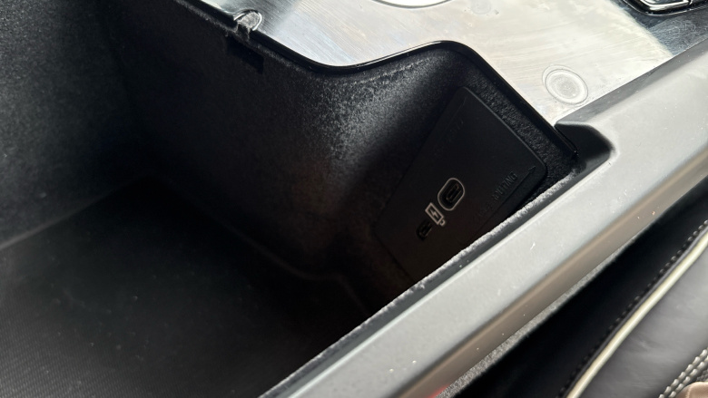 Volvo Xc60 2.0 B4D R DESIGN 5dr AWD Geartronic Diesel Estate